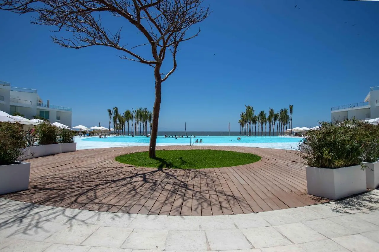 Estudio 573 Nuevo Vallarta, Frente Al Mar, Equipado Y Amueblado !