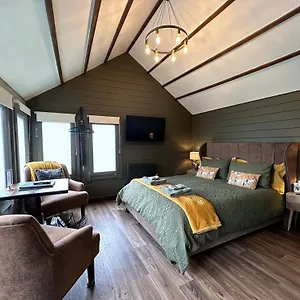 The Near Stansted Airport , Little Hallingbury (Essex) United Kingdom